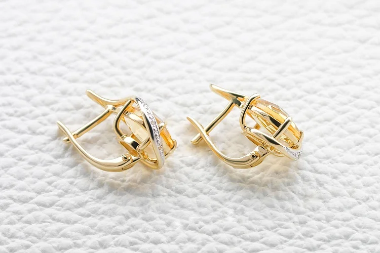 Серьги из жёлтого золота с 8 цитринами