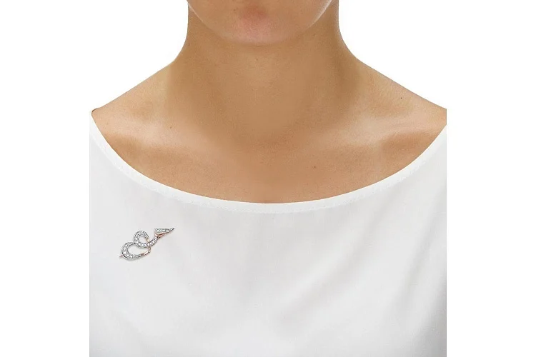 Брошь Сердце из красного золота с 19 фианитами