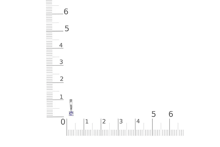 Подвеска из белого золота с танзанитом