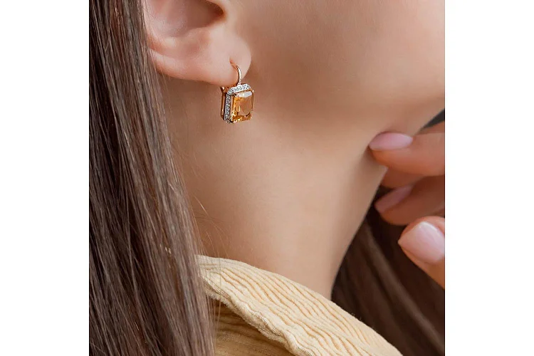 Серьги из красного золота с 2 цитринами и 52 фианитами