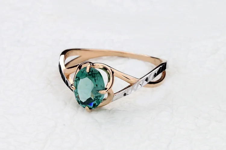 Кольцо из красного золота с ситаллом