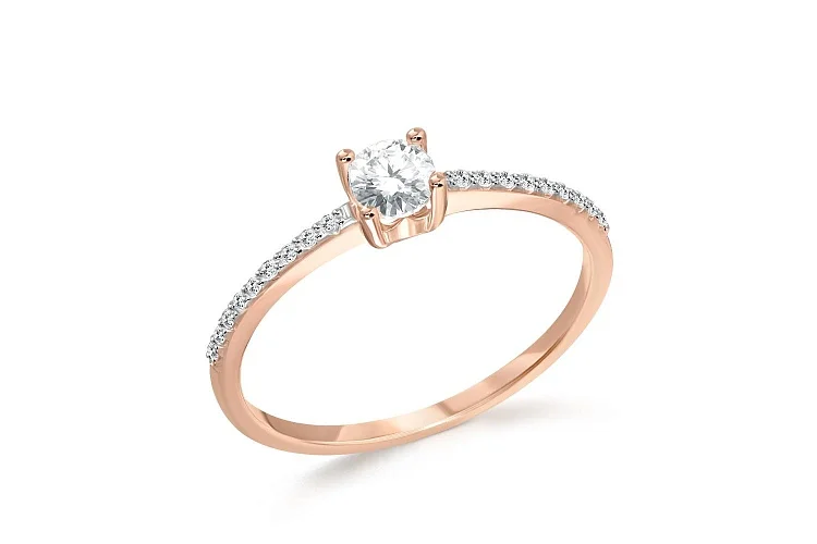 Кольцо из красного золота с 19 бриллиантами