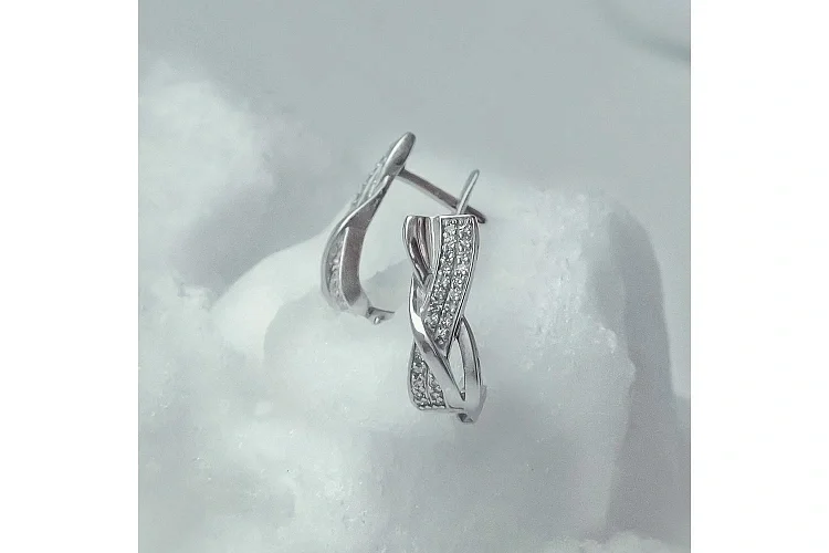 Серьги из белого золота с 50 бриллиантами