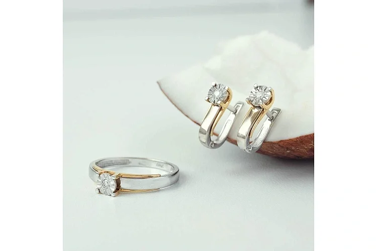 Серьги из белого золота с 2 бриллиантами