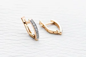 Серьги Дорожки из красного золота с 14 бриллиантами