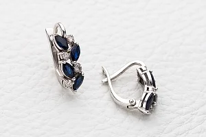 Серьги из белого золота с 8 сапфирами и 8 бриллиантами