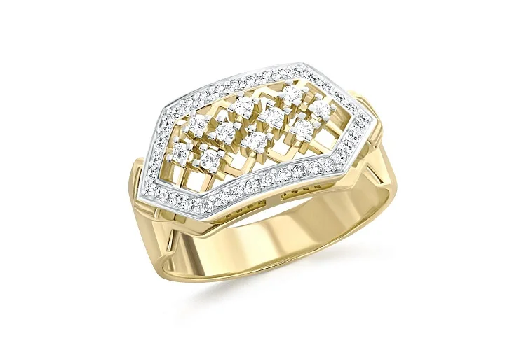 Кольцо из жёлтого золота с 46 фианитами