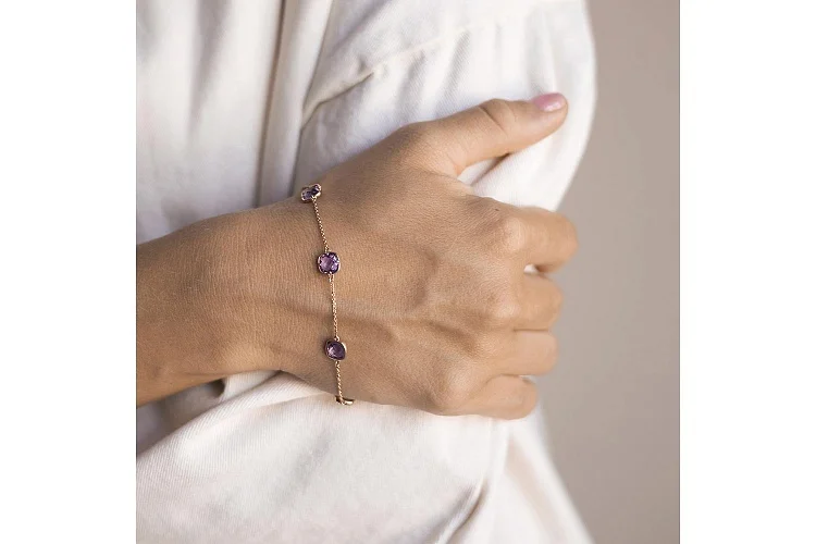 Браслет из красного золота с 5 аметистами