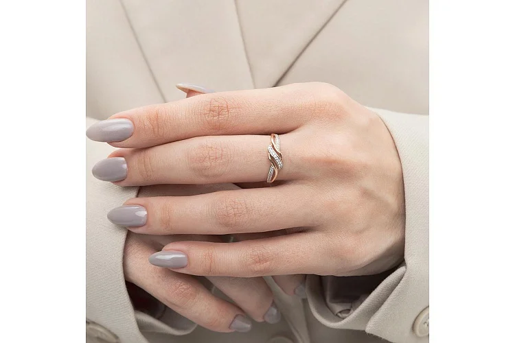 Кольцо из красного золота с 24 фианитами