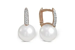 Серьги из красного золота с 2 жемчужинами и 44 фианитами