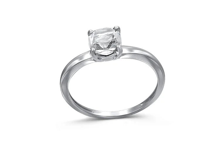 Кольцо из белого золота с фианитом