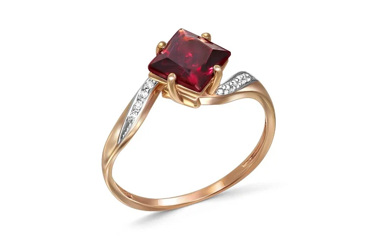 Кольцо из красного золота с гранатом и 8 фианитами