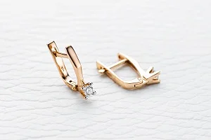 Серьги из красного золота с 2 бриллиантами