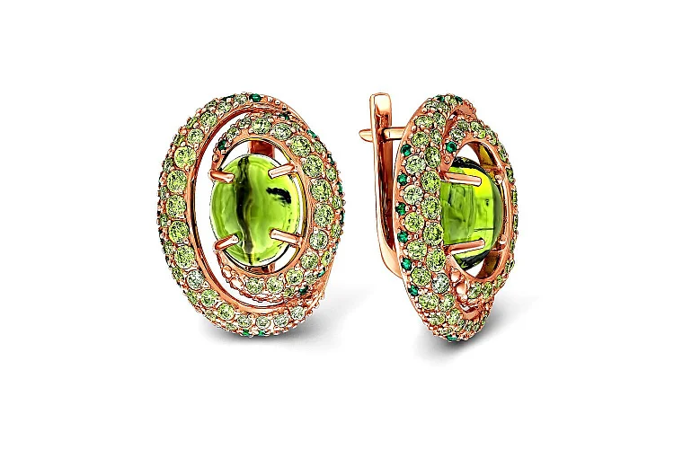 Серьги из красного золота с 2 кварцами и 136 фианитами