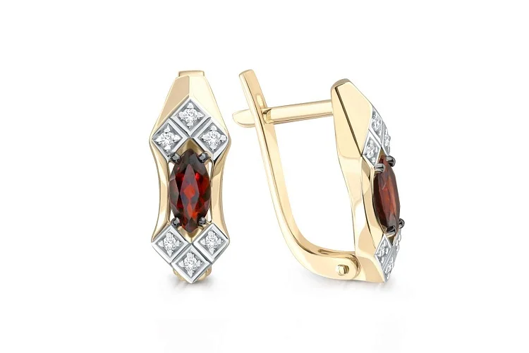 Серьги из жёлтого золота с 2 гранатами и 12 фианитами