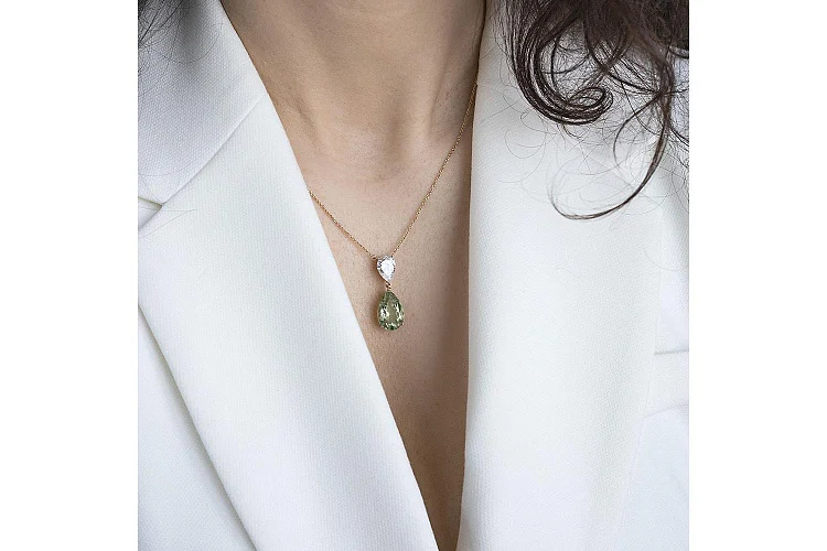 Колье из жёлтого золота с аметистом и фианитом