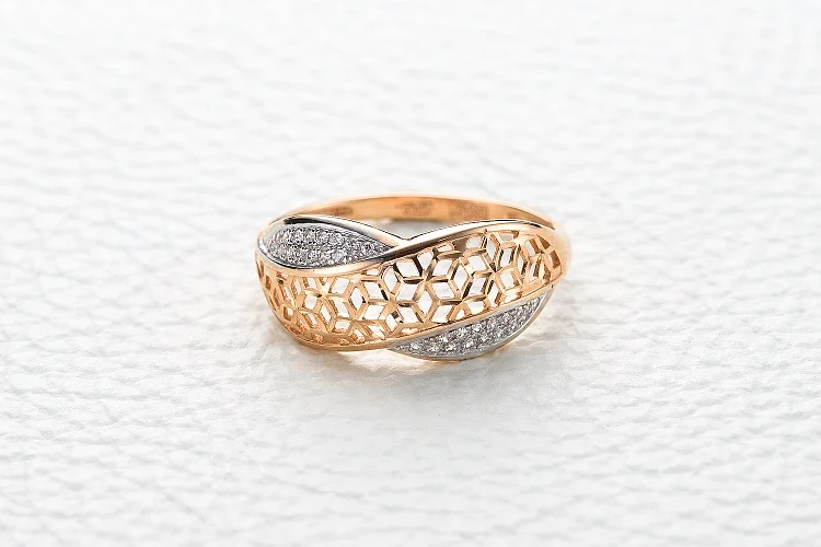 Кольцо Дорожка из красного золота с 30 фианитами