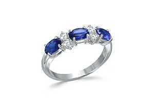 Кольцо из белого золота с 7 фианитами