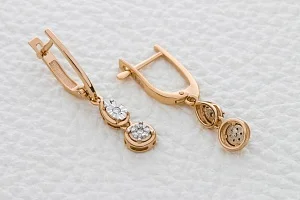 Серьги из красного золота с 16 бриллиантами