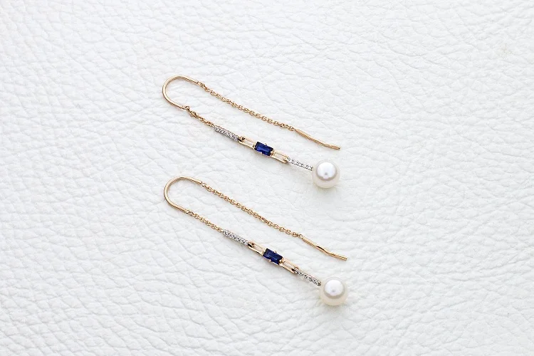 Серьги-продёвки из красного золота с жемчужинами, сапфирами и бриллиантами