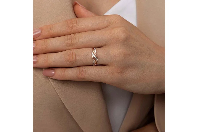 Кольцо дорожка из красного золота с 24 бриллиантами