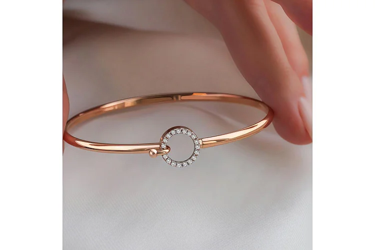 Браслет из красного золота с 19 фианитами