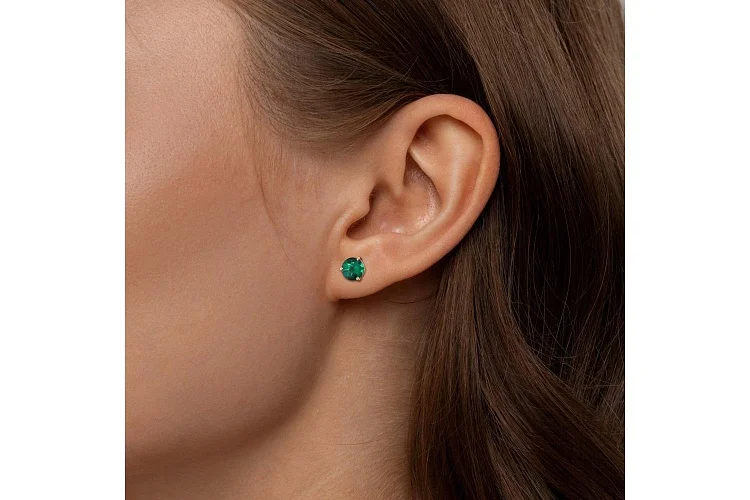 Серьги-пусеты из красного золота с 2 изумрудами