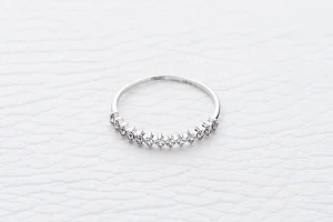 Кольцо Дорожка из белого золота с 13 фианитами