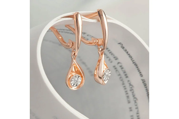 Серьги из красного золота с 2 бриллиантами