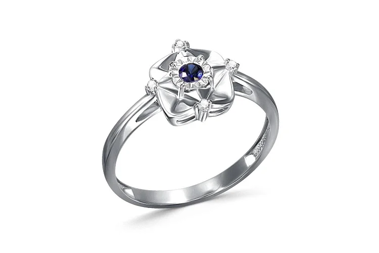 Кольцо из белого золота с корундом и 4 бриллиантами