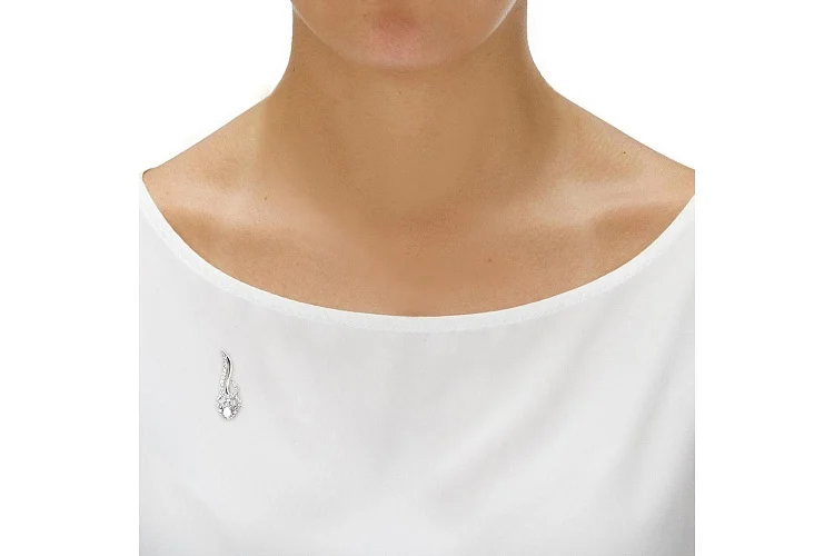 Брошь Цветок из белого золота с 29 фианитами