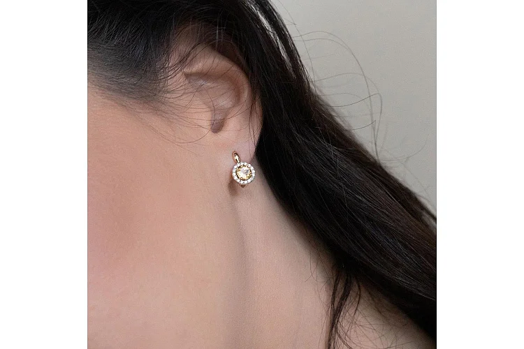 Серьги из красного золота с 2 цитринами и 32 фианитами