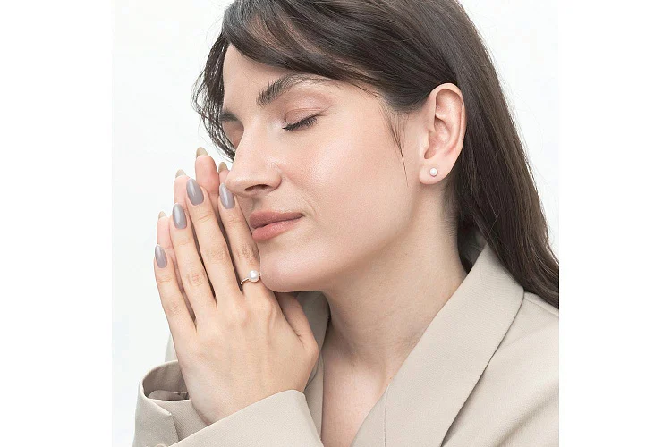 Серьги-пусеты из красного золота с 2 жемчужинами