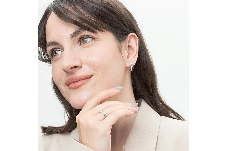 Кольцо Дорожка из белого золота с 12 бриллиантами