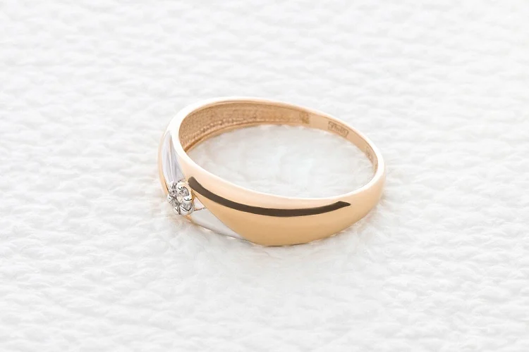 Кольцо Малинка из красного золота с 7 бриллиантами