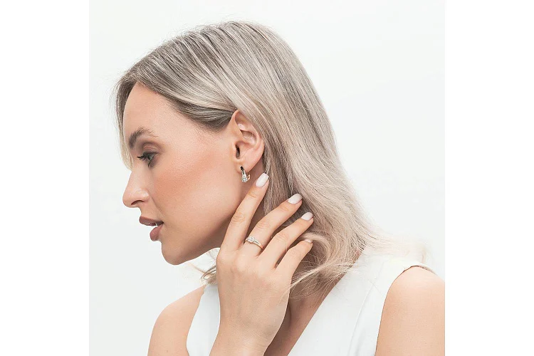 Кольцо Малинка из красного золота с 23 бриллиантами