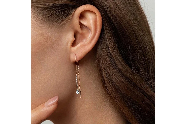 Серьги-продёвки Дорожки из красного золота с 2 топазами swiss и 20 фианитами