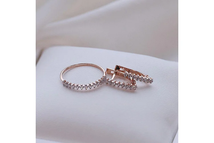 Серьги Дорожки из красного золота с 16 фианитами