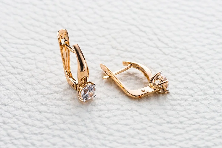 Серьги из красного золота с 2 кристаллами swarovski