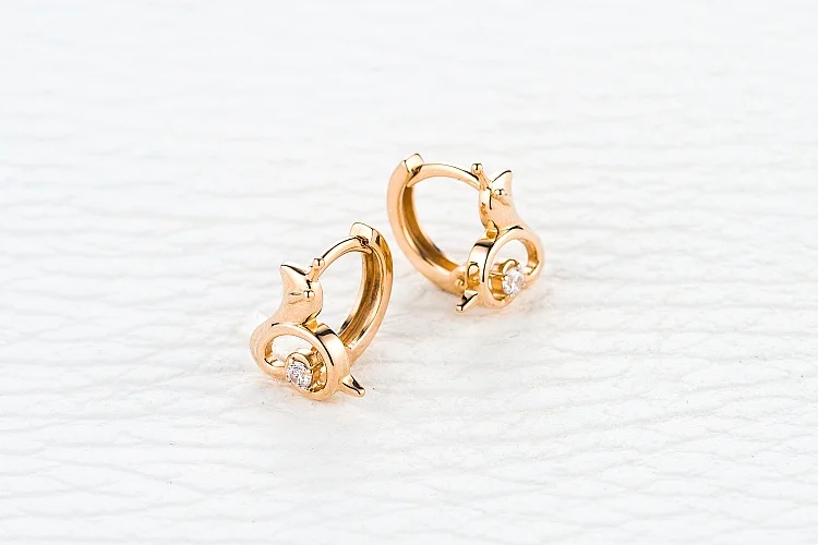 Детские серьги Улитки из красного золота с 2 фианитами