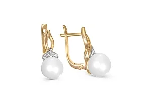 Серьги из жёлтого золота с 2 жемчужинами и 14 бриллиантами