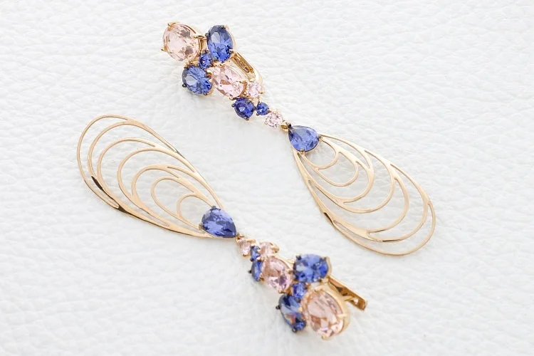 Серьги из красного золота с 8 ситаллами и 12 фианитами