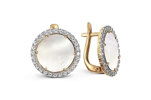 Серьги из красного золота с перламутром и 56 фианитами
