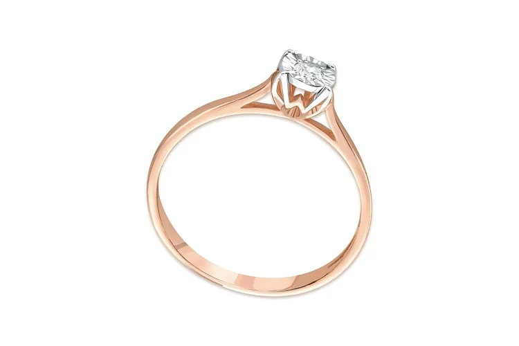 Кольцо из красного золота с бриллиантом