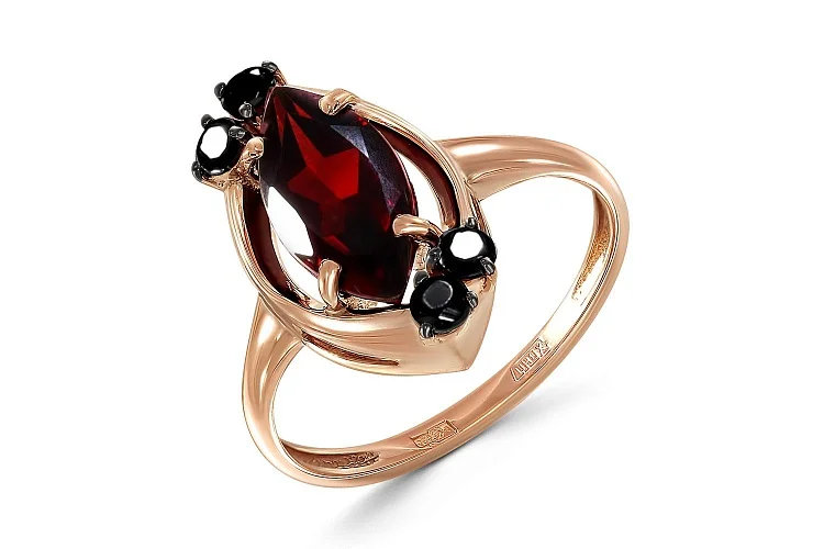 Кольцо из красного золота с 5 кварцами