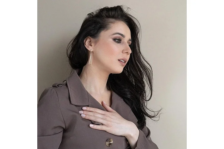 Серьги из жёлтого золота без вставок