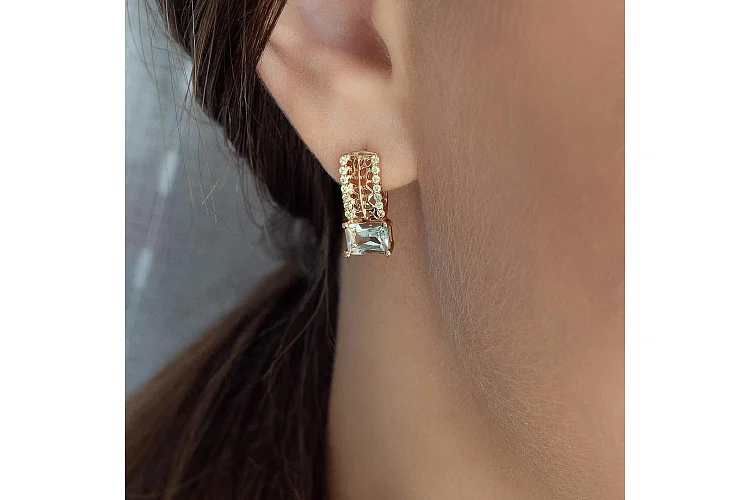 Серьги из красного золота с 2 празиолитами и 28 фианитами