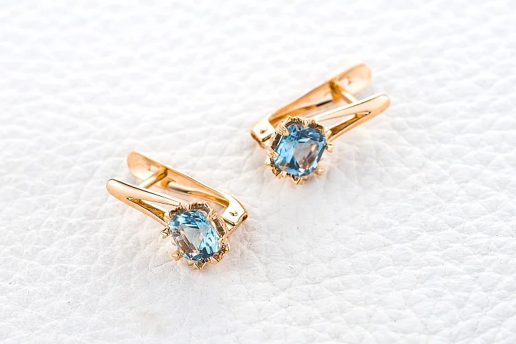 Серьги из красного золота с 2 топазами sky