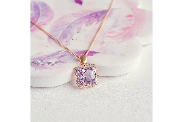 Подвеска Цветок из красного золота с аметистом и 20 фианитами