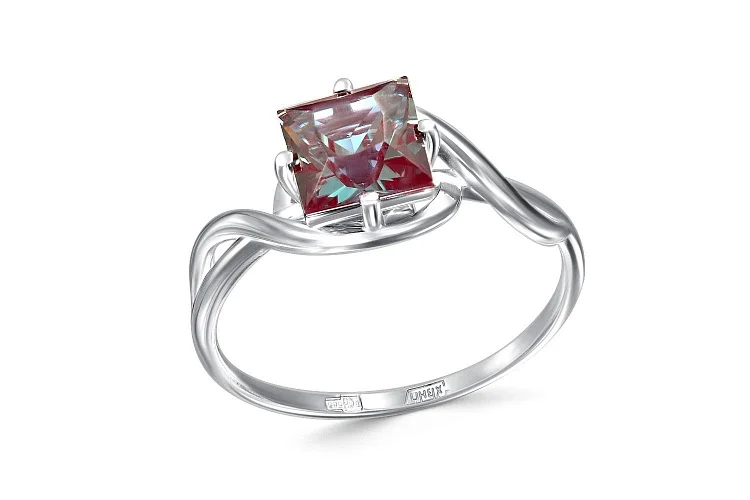 Кольцо из белого золота с александритом